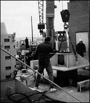 12.jpg (13986 bytes)